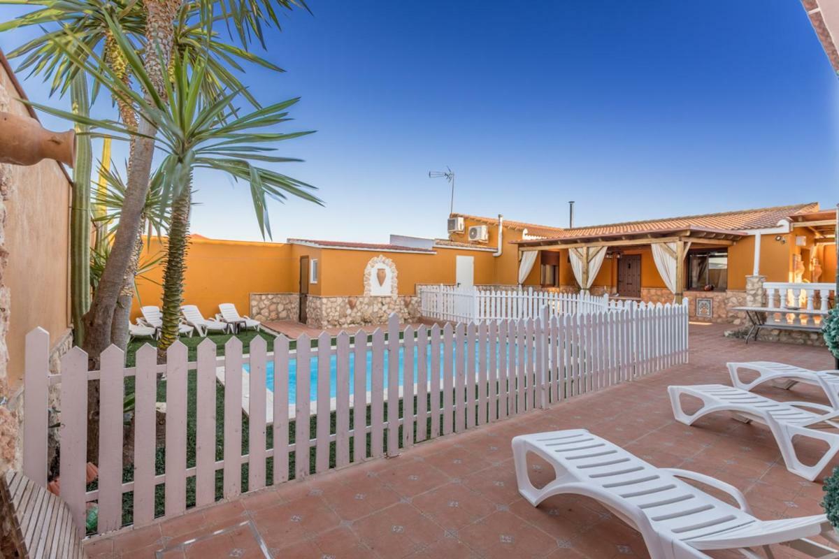 Casa Ludima Villa Fuentes de Andalucía Exteriör bild