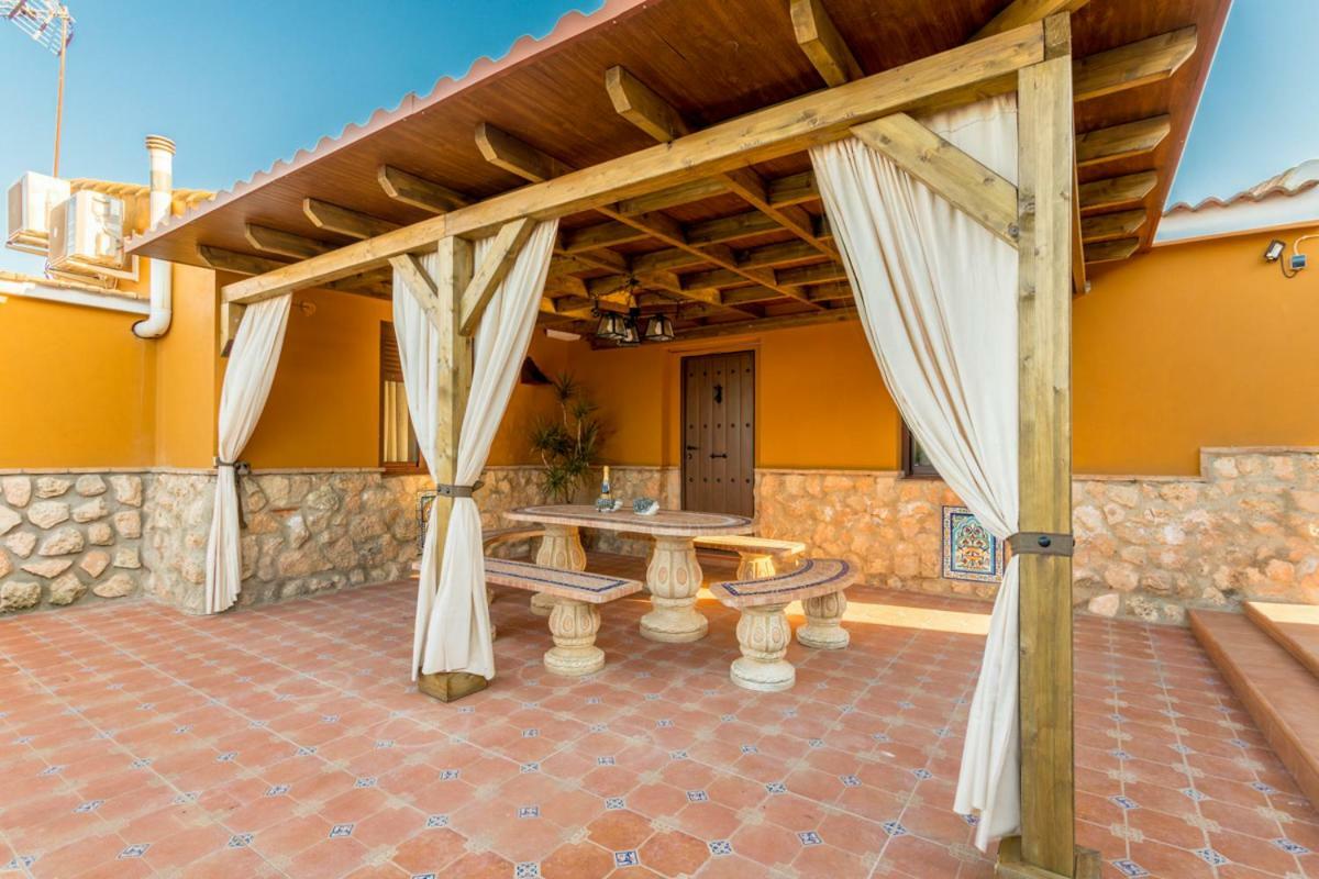 Casa Ludima Villa Fuentes de Andalucía Exteriör bild