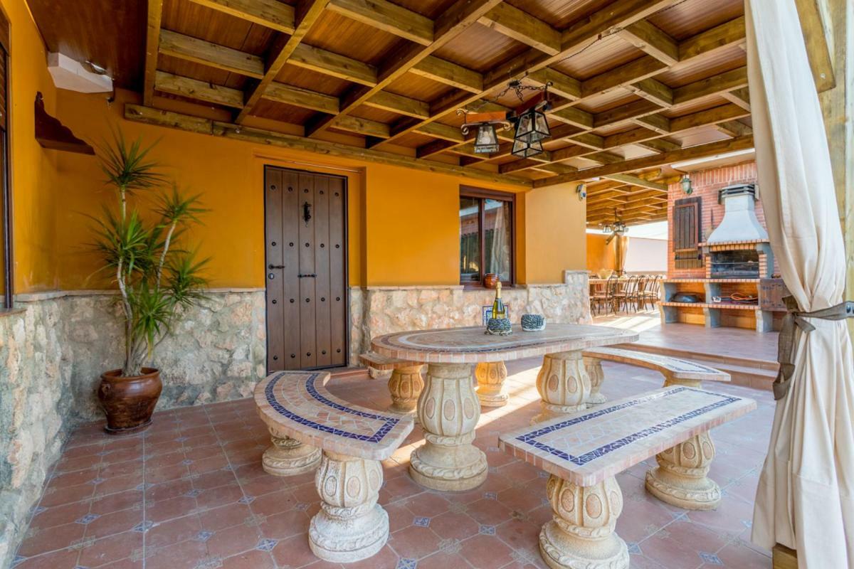 Casa Ludima Villa Fuentes de Andalucía Exteriör bild