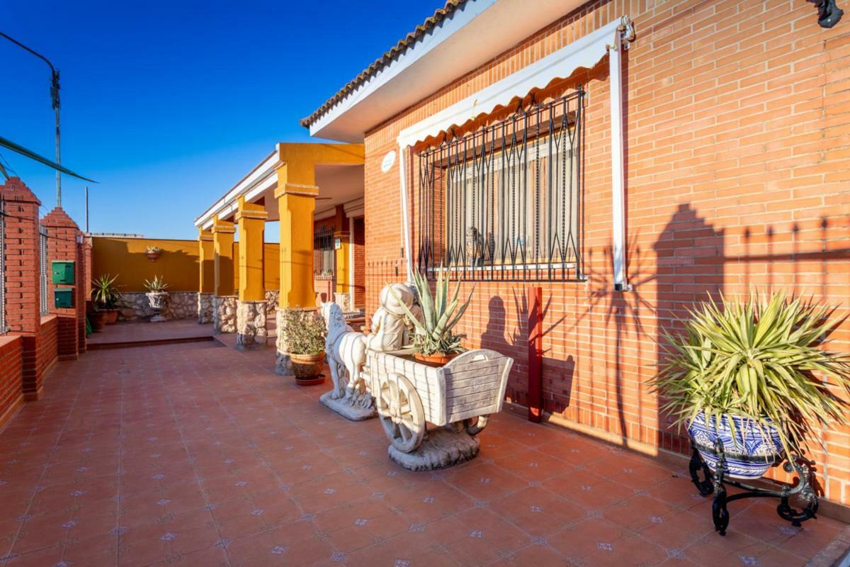 Casa Ludima Villa Fuentes de Andalucía Exteriör bild